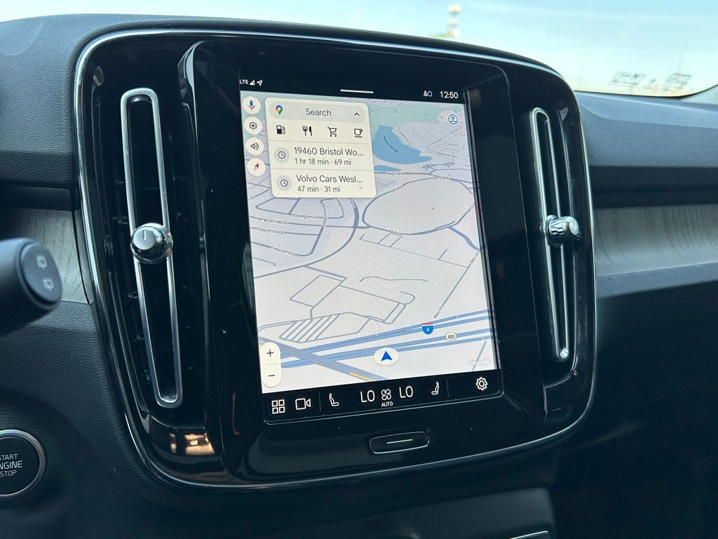 2023 Volvo XC40 B5 Plus Bright Theme Lakeland FL