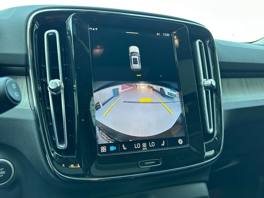 2023 Volvo XC40 B5 Plus Bright Theme Lakeland FL
