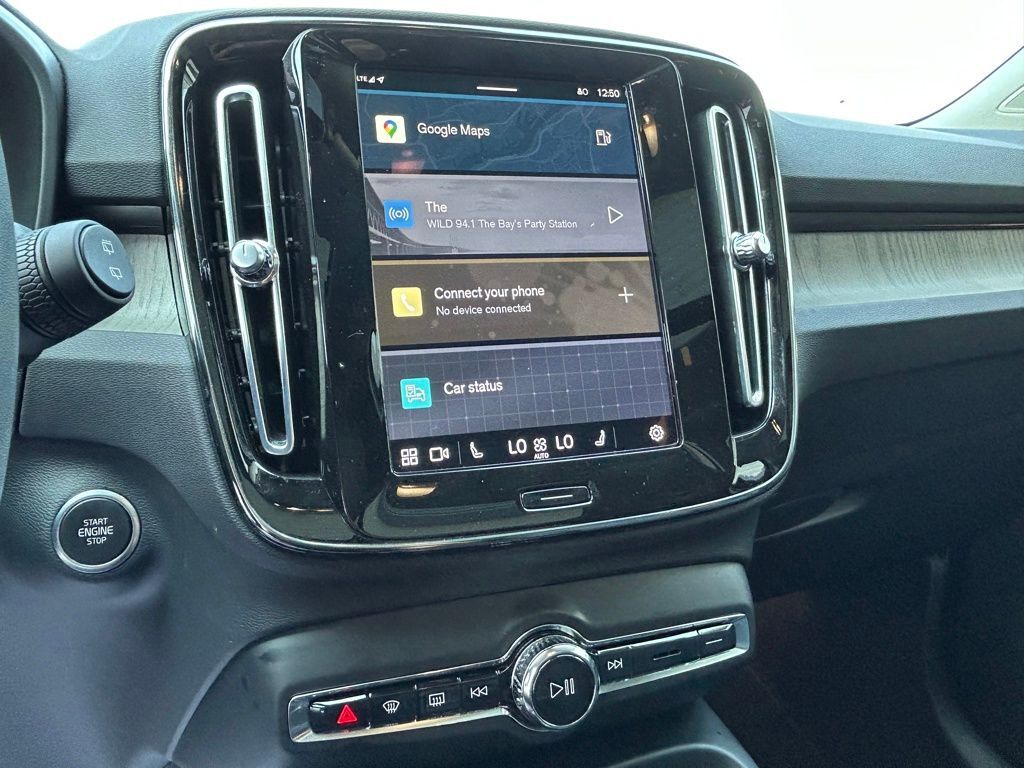 2023 Volvo XC40 B5 Plus Bright Theme Lakeland FL