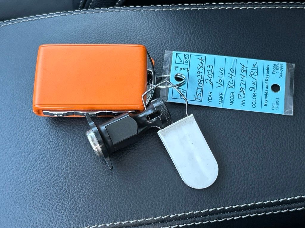 2023 Volvo XC40 B5 Plus Bright Theme Lakeland FL