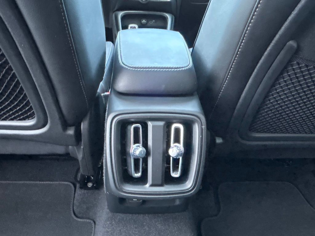 2023 Volvo XC40 B5 Plus Bright Theme Lakeland FL