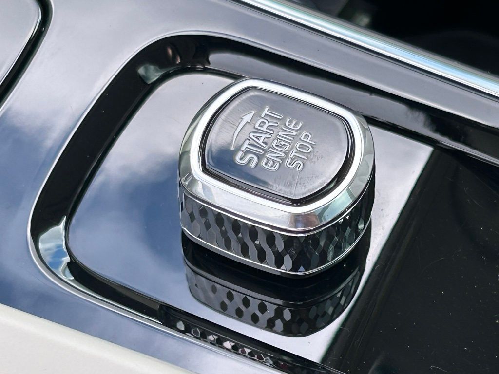 2023 Volvo XC60 B5 Plus Bright Theme Lakeland FL