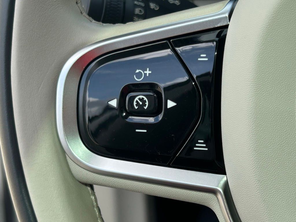 2023 Volvo XC60 B5 Plus Bright Theme Lakeland FL