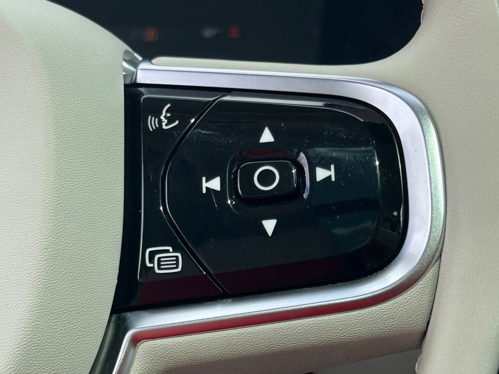 2023 Volvo XC60 B5 Plus Bright Theme Lakeland FL