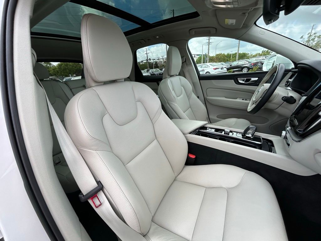 2023 Volvo XC60 B5 Plus Bright Theme Lakeland FL