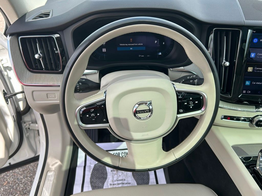 2023 Volvo XC60 B5 Plus Bright Theme Lakeland FL