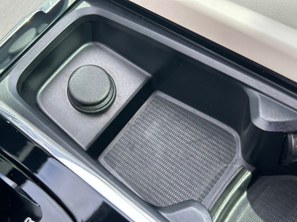 2023 Volvo XC60 B5 Plus Bright Theme Lakeland FL