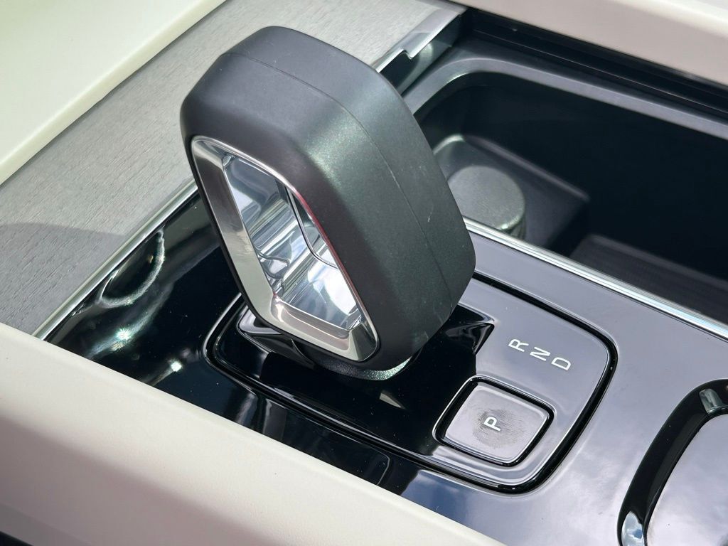 2023 Volvo XC60 B5 Plus Bright Theme Lakeland FL