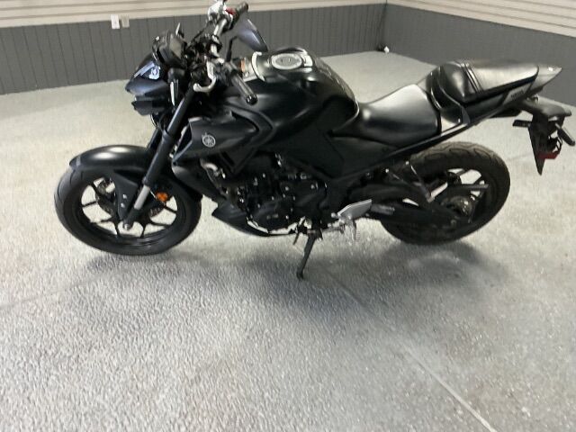 2023 Yamaha MT BLACK