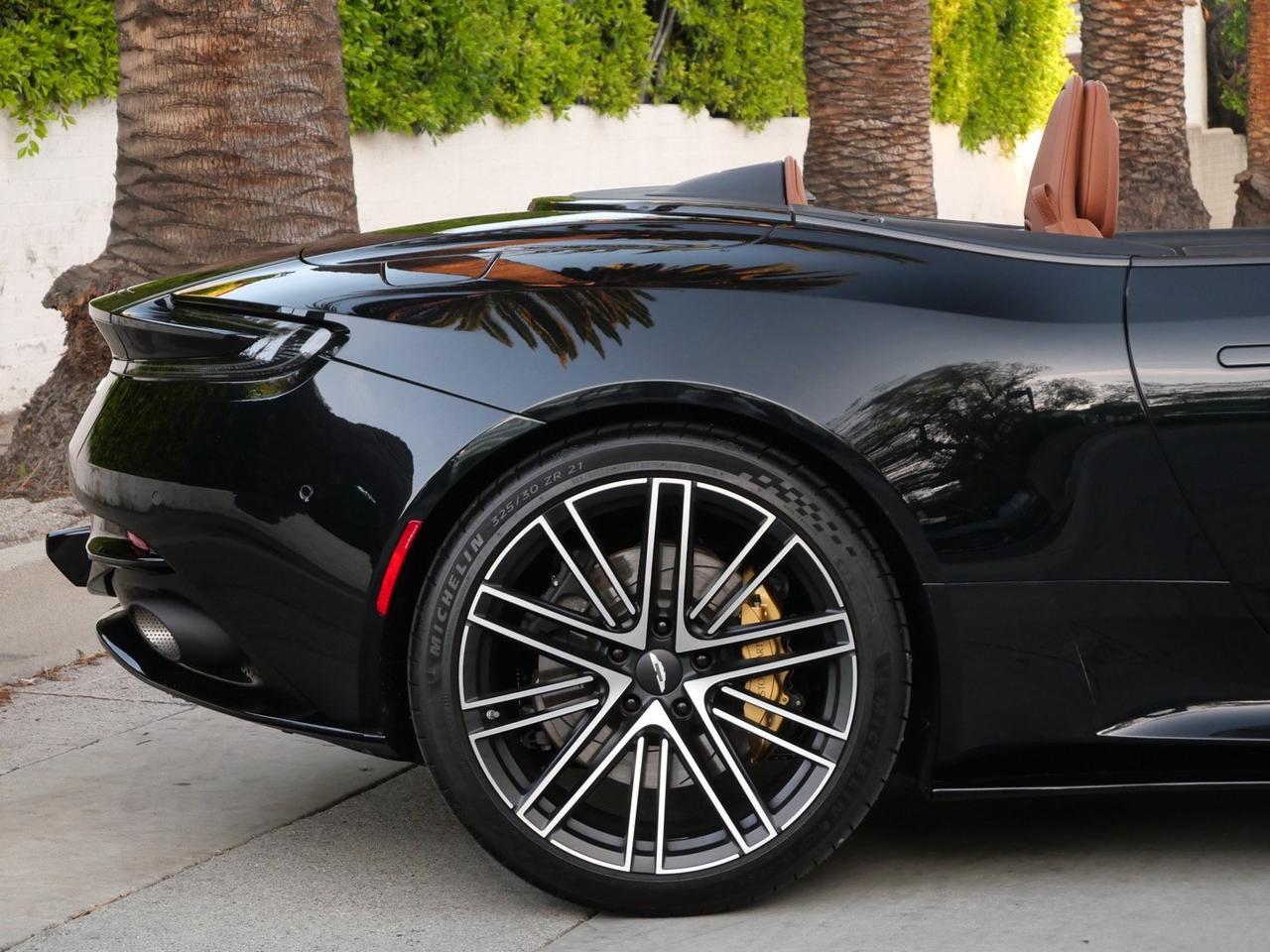 2024 Aston Martin DB12 Volante Volante Lawrence KS