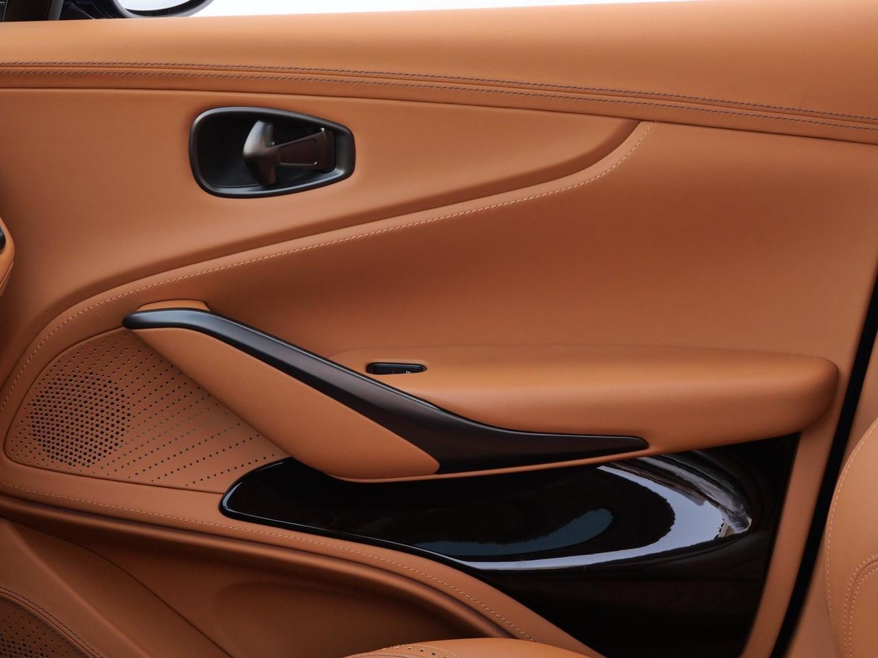 2024 Aston Martin DBX Lawrence KS