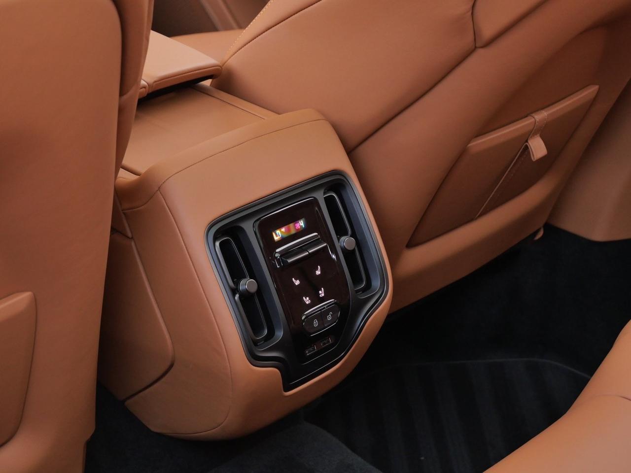 2024 Aston Martin DBX Lawrence KS