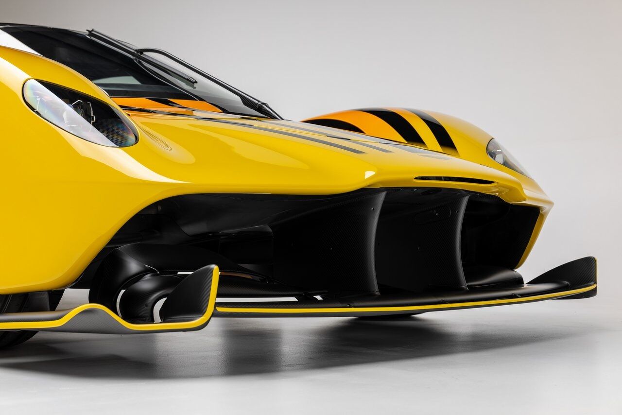 2024 Aston Martin Valkyrie Lawrence KS