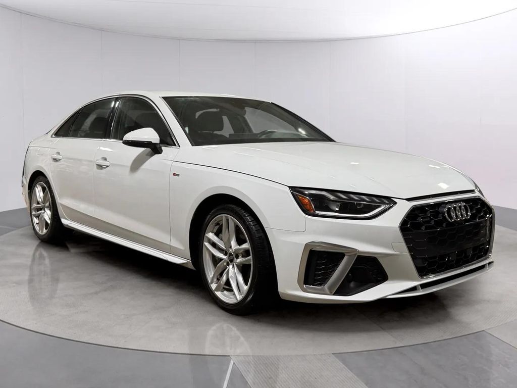 2024 Audi A4 45 S line Premium Plus quattro