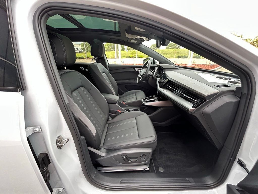 2024 Audi Q4 e-tron Premium Plus Lakeland FL