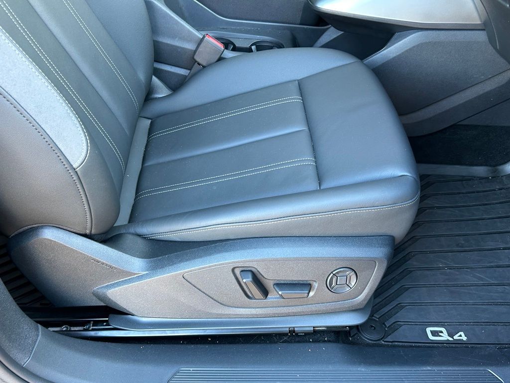 2024 Audi Q4 e-tron Premium Lakeland FL