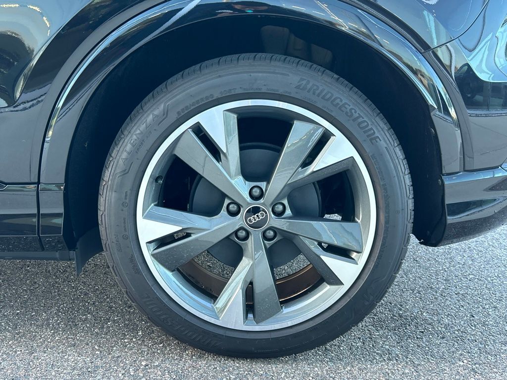 2024 Audi Q4 e-tron Premium Lakeland FL