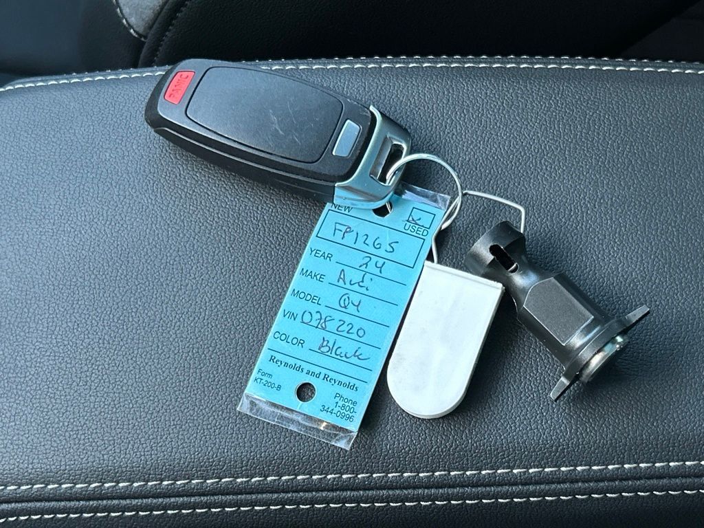 2024 Audi Q4 e-tron Premium Lakeland FL