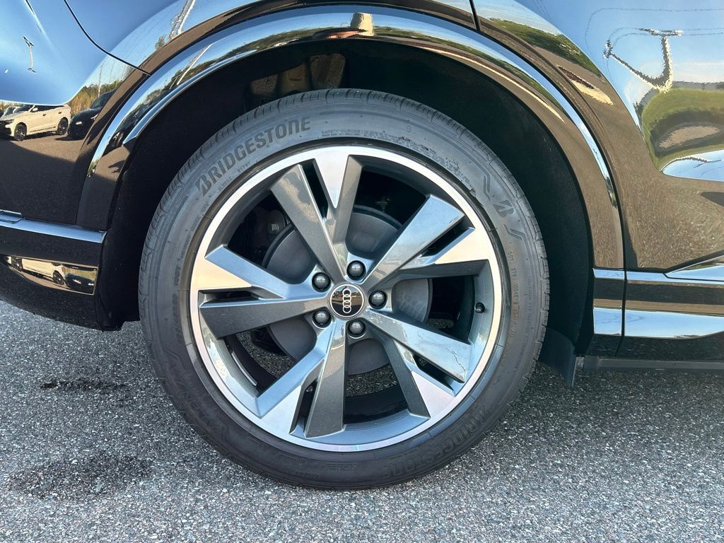 2024 Audi Q4 e-tron Premium Lakeland FL