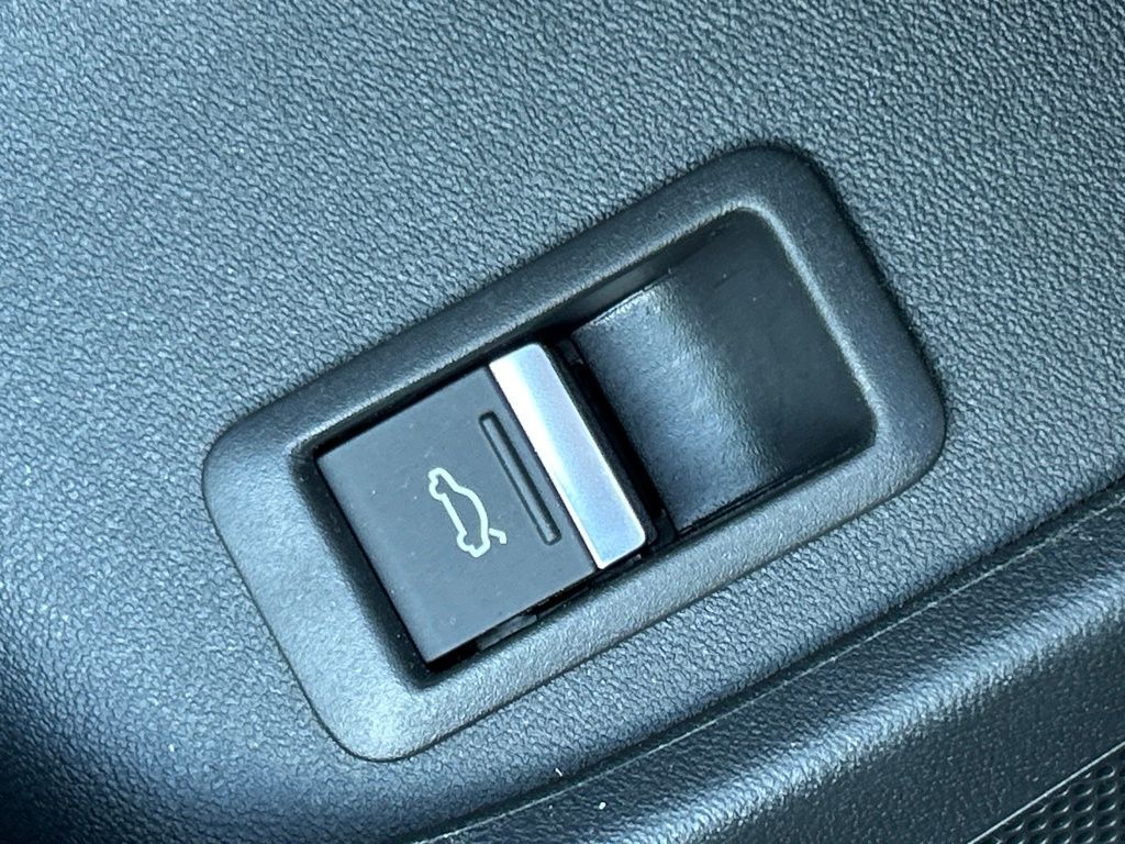 2024 Audi Q4 e-tron Premium Lakeland FL