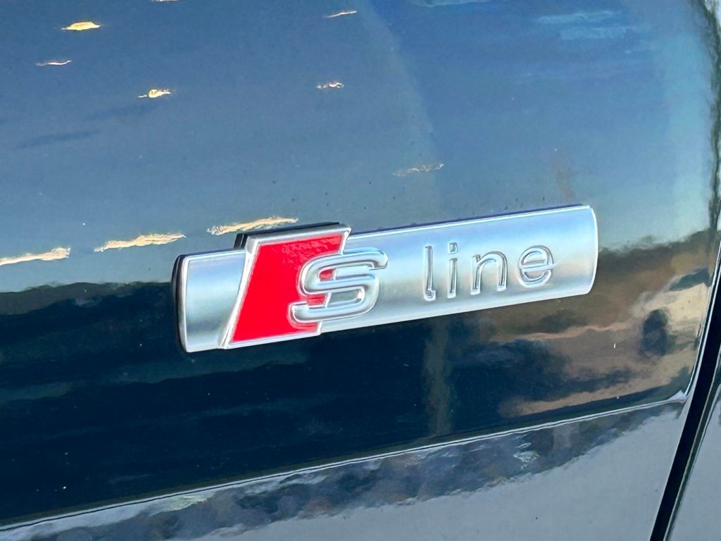 2024 Audi Q4 e-tron Premium Lakeland FL