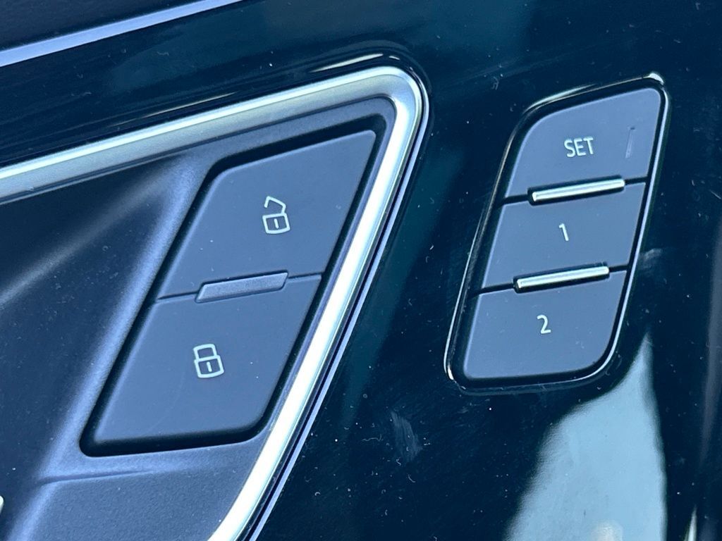 2024 Audi Q4 e-tron Premium Lakeland FL