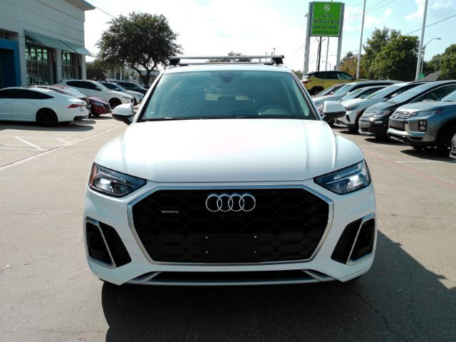 2024 Audi Q5 Premium Plus 45 TFSI S line quattro 2024 Audi Q5 Premium Plus 45 TFSI S line quattro