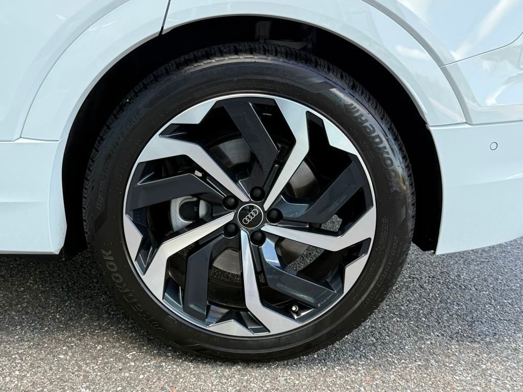 2024 Audi Q8 e-tron Premium Plus Lakeland FL