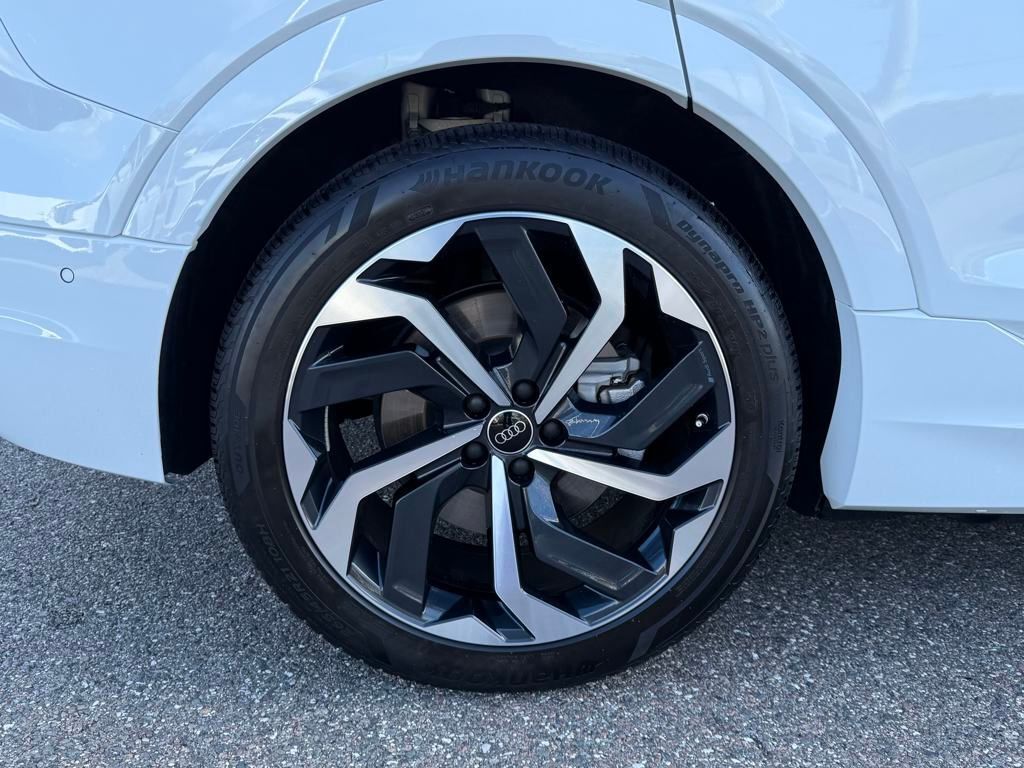2024 Audi Q8 e-tron Premium Plus Lakeland FL