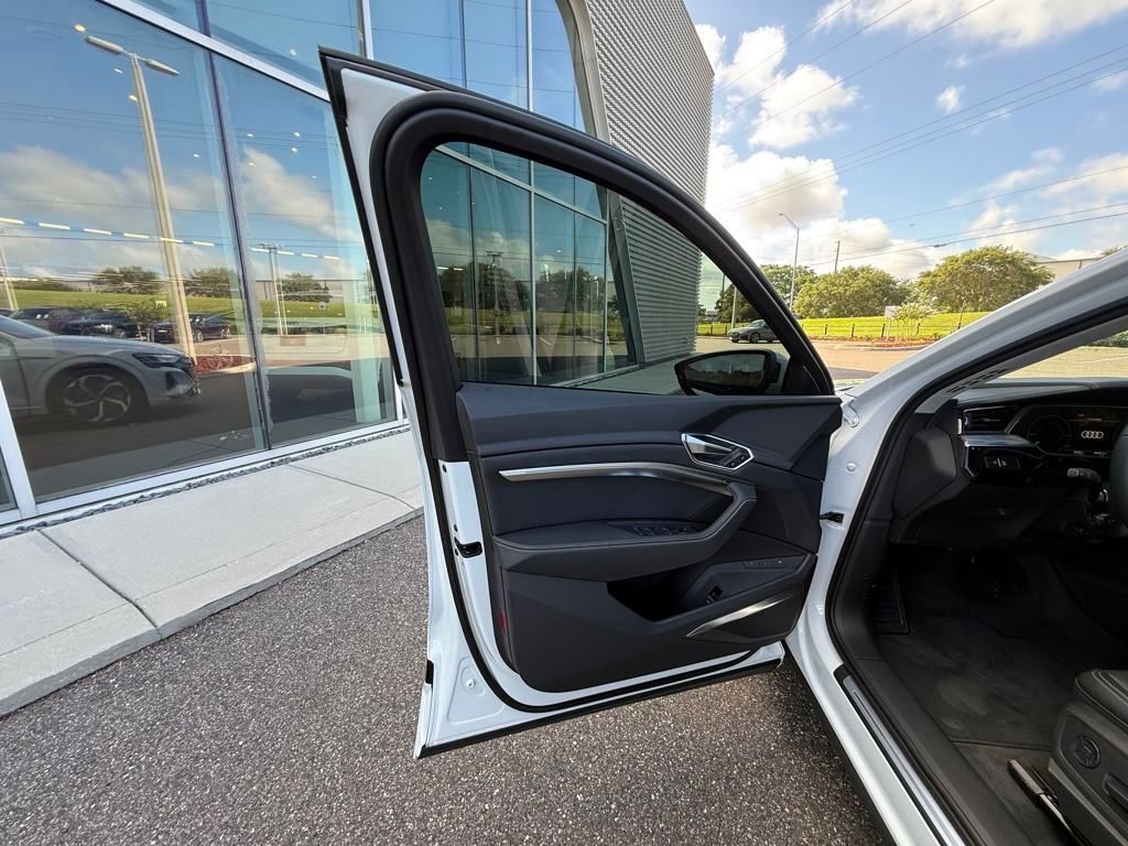 2024 Audi Q8 e-tron Premium Plus Lakeland FL