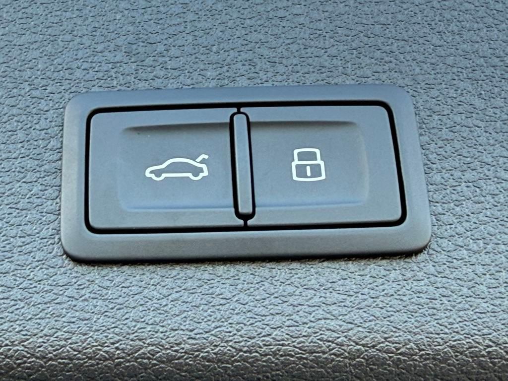 2024 Audi Q8 e-tron Premium Plus Lakeland FL