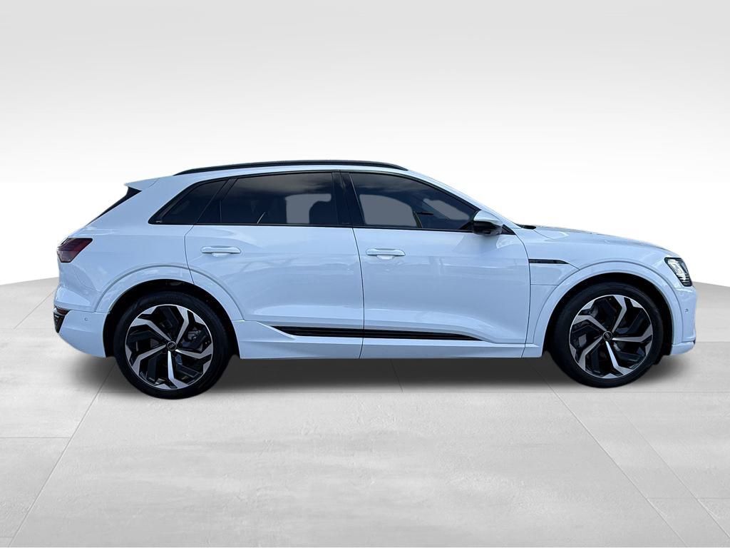2024 Audi Q8 e-tron Premium Plus Lakeland FL
