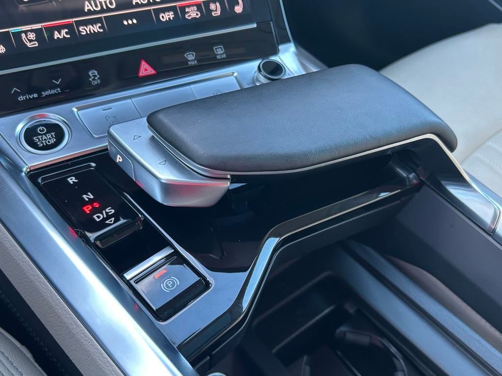 2024 Audi Q8 e-tron Premium Plus Lakeland FL