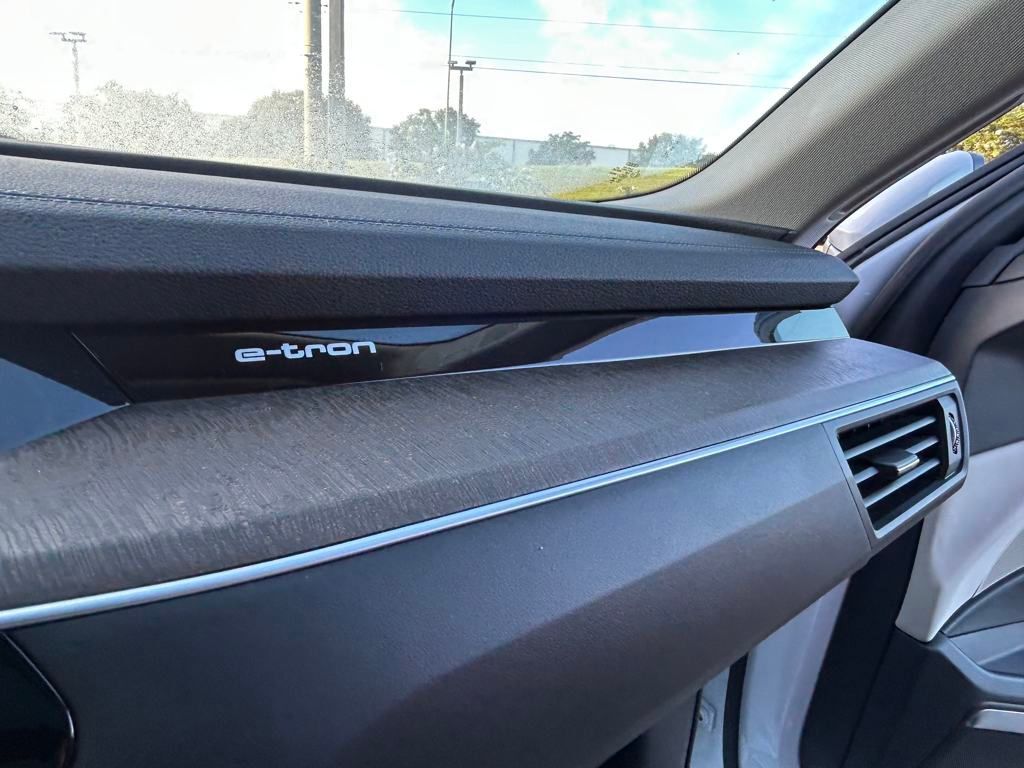 2024 Audi Q8 e-tron Premium Plus Lakeland FL