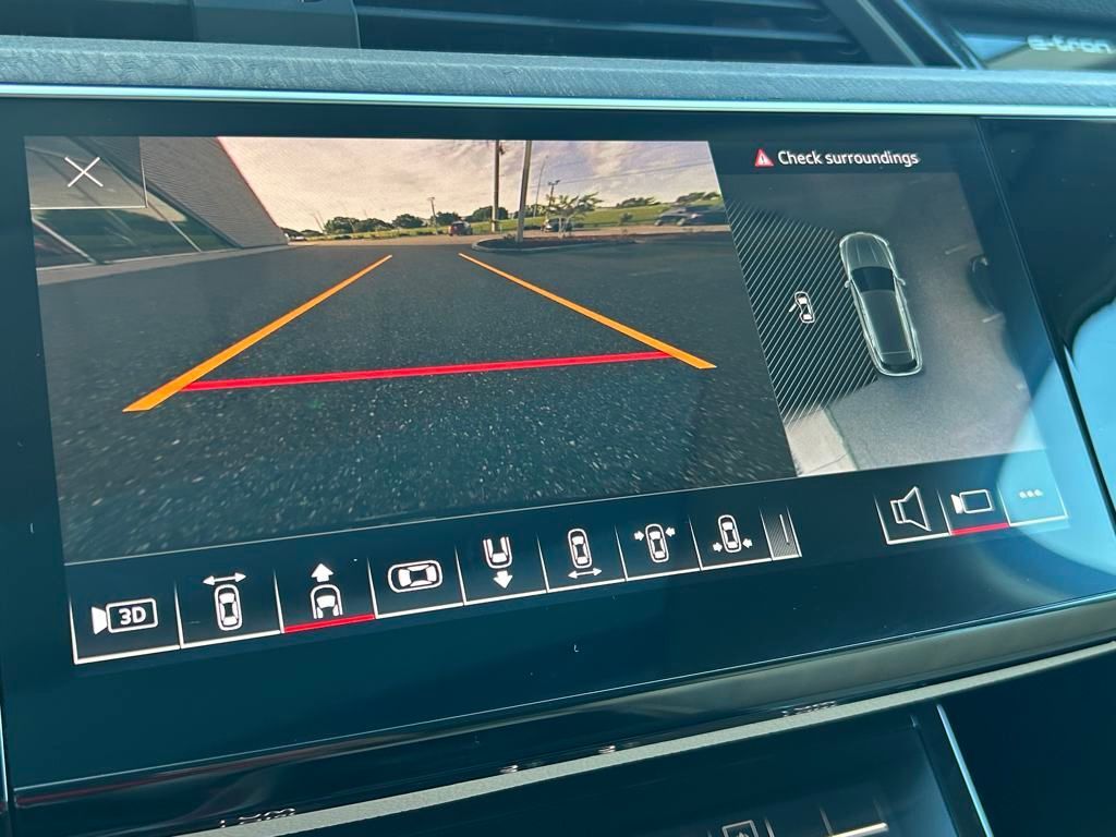 2024 Audi Q8 e-tron Premium Plus Lakeland FL
