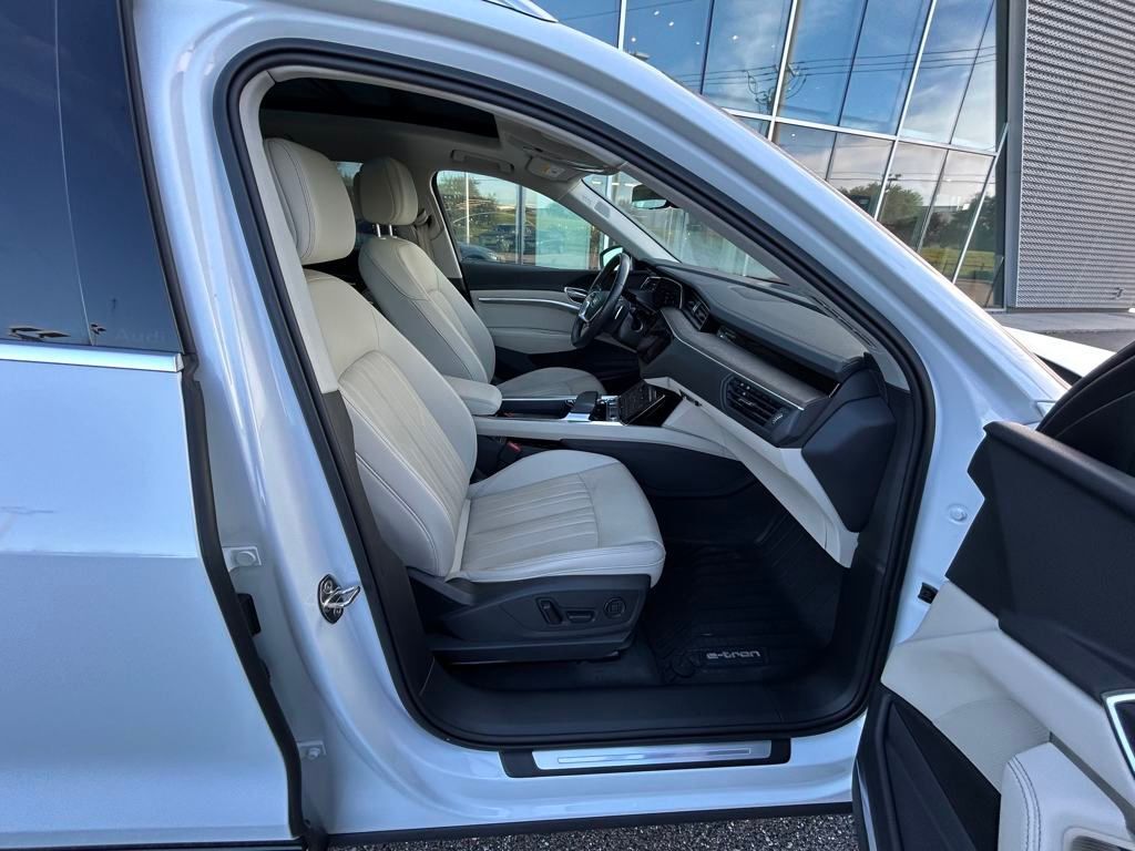2024 Audi Q8 e-tron Premium Plus Lakeland FL