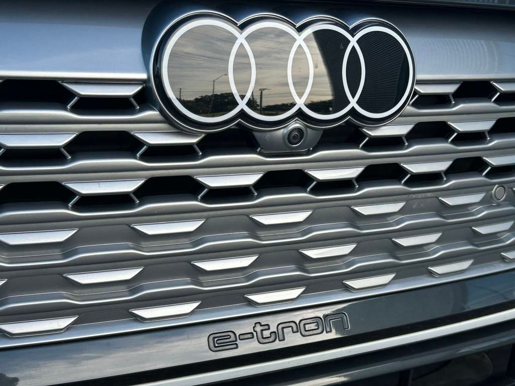 2024 Audi Q8 e-tron Premium Plus Lakeland FL