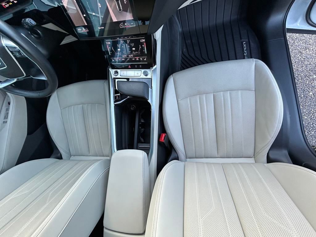 2024 Audi Q8 e-tron Premium Plus Lakeland FL