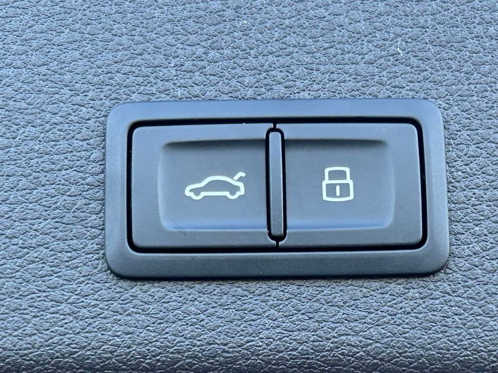2024 Audi Q8 e-tron Premium Plus Lakeland FL
