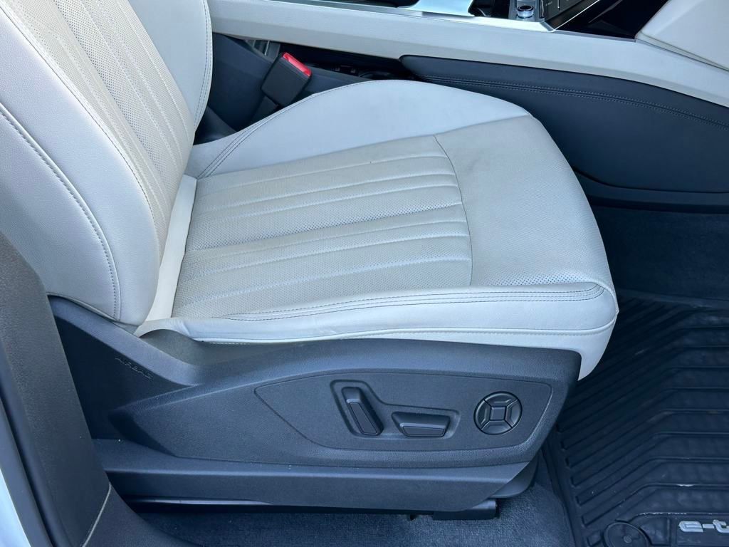 2024 Audi Q8 e-tron Premium Plus Lakeland FL