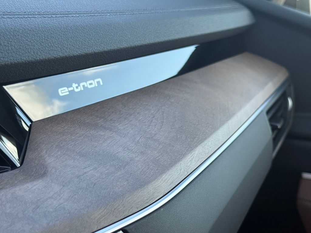 2024 Audi Q8 e-tron Premium Plus Lakeland FL