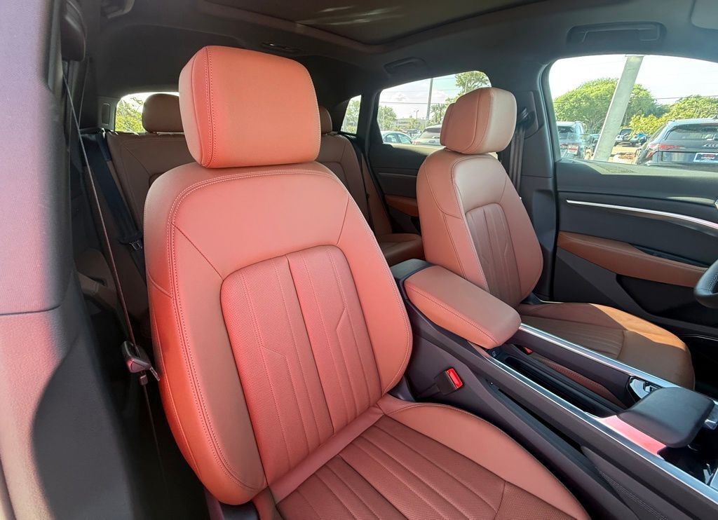 2024 Audi Q8 e-tron Premium Plus Lakeland FL