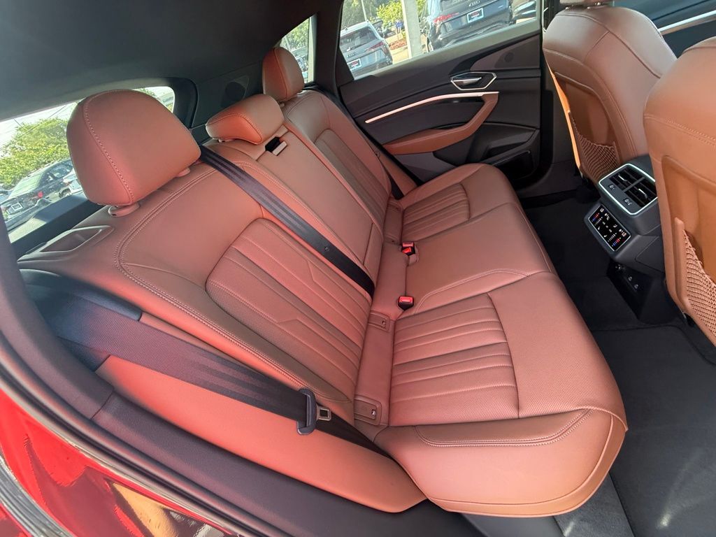 2024 Audi Q8 e-tron Premium Plus Lakeland FL