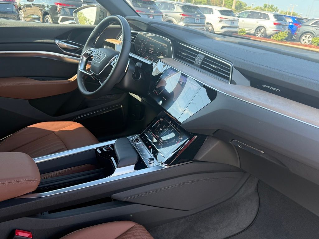 2024 Audi Q8 e-tron Premium Plus Lakeland FL
