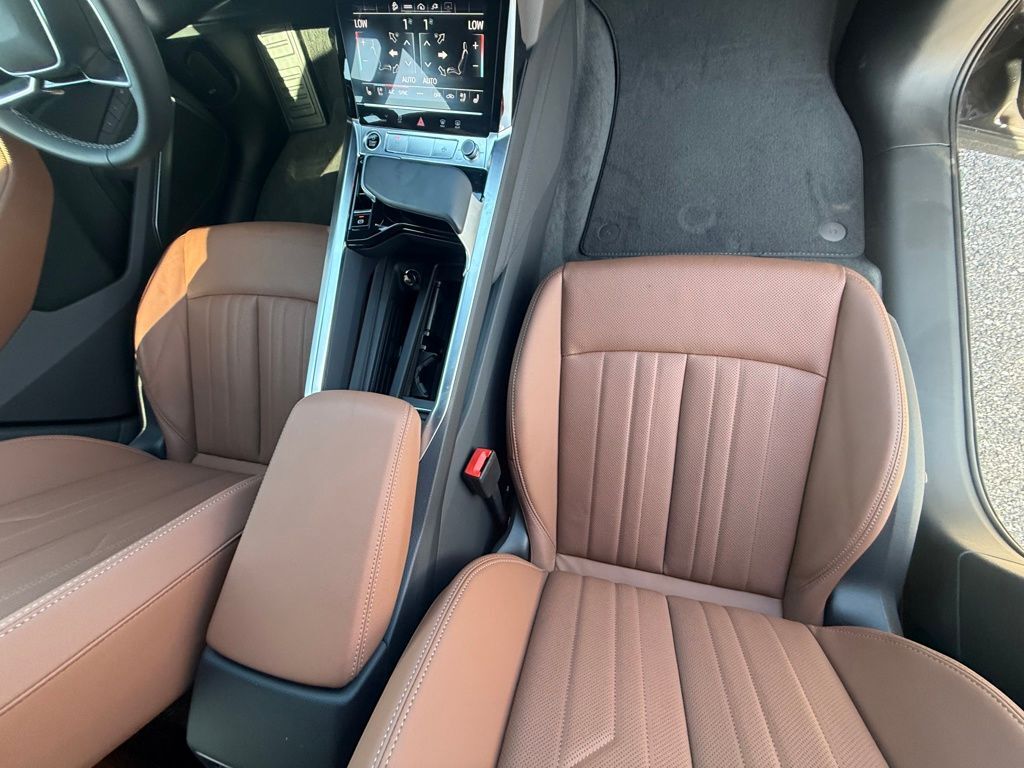 2024 Audi Q8 e-tron Premium Plus Lakeland FL