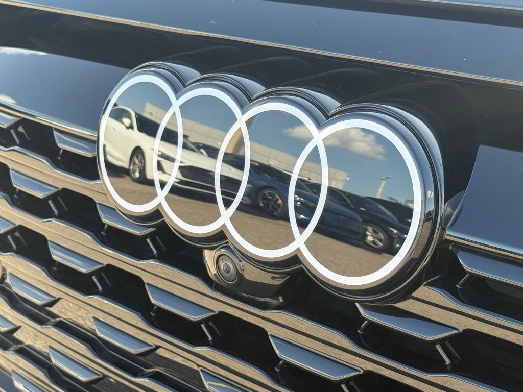 2024 Audi Q8 e-tron Premium Plus Lakeland FL