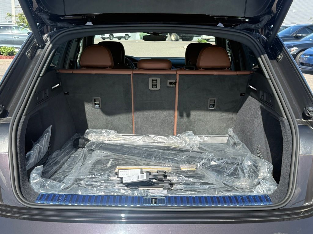 2024 Audi Q8 e-tron Premium Plus Lakeland FL