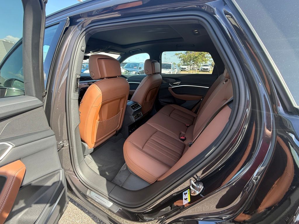 2024 Audi Q8 e-tron Premium Plus Lakeland FL