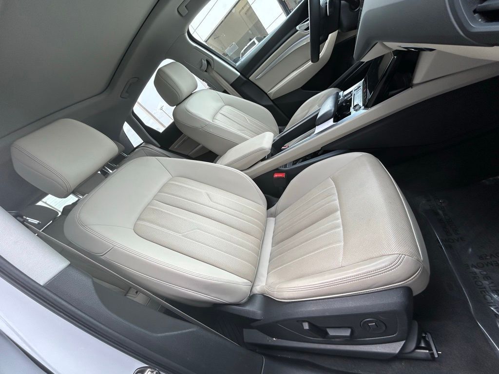 2024 Audi Q8 e-tron Premium Plus Lakeland FL
