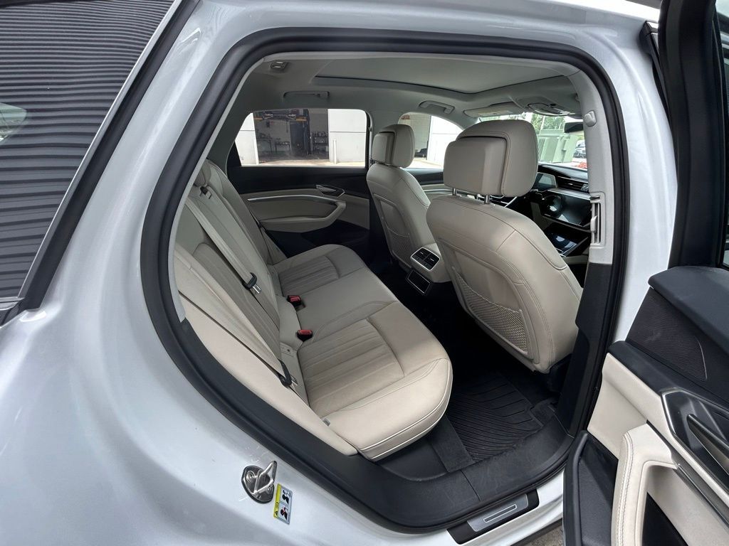 2024 Audi Q8 e-tron Premium Plus Lakeland FL